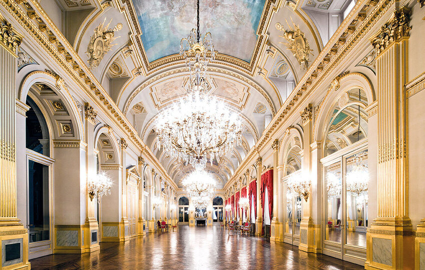 Royal Palace — Grand Gallery